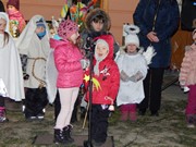 Rozsvícení stromečku u MŠ